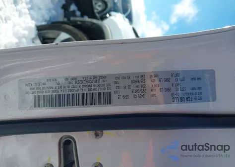 2019 Jeep Cherokee Limited 4X4 z USA, uszkodzony, nr VIN 1C4PJMDX0KD322630